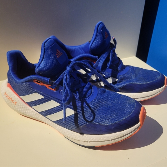 Adidas Bounce - Picture 1 of 10